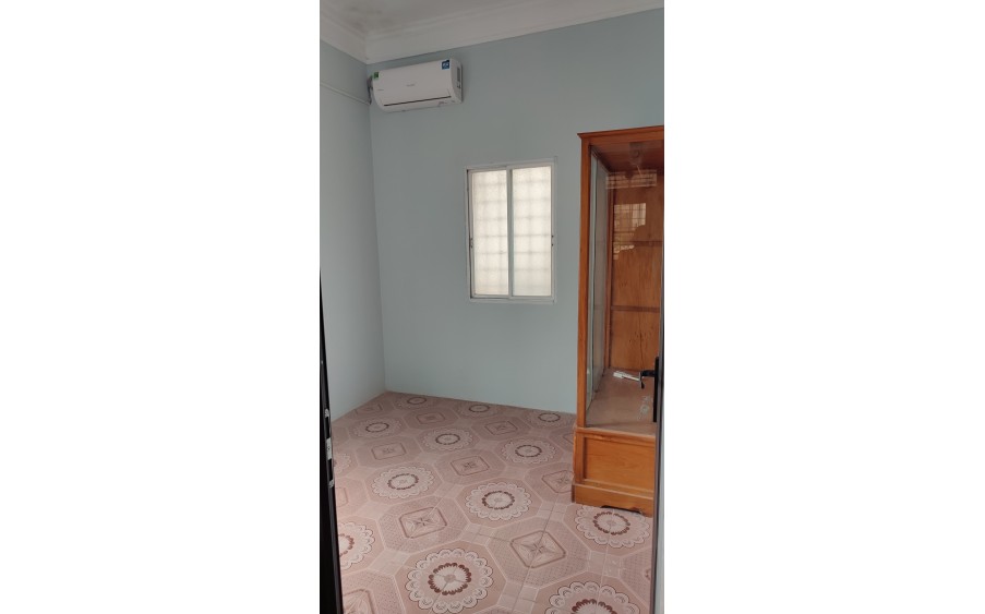 Cho thuê nhà nguyên căn Đại La, chỉ 8.5 triệu, 2.5 tầng, 33m², 3 ngủ, 2WC Full nội thất - ở GĐ
